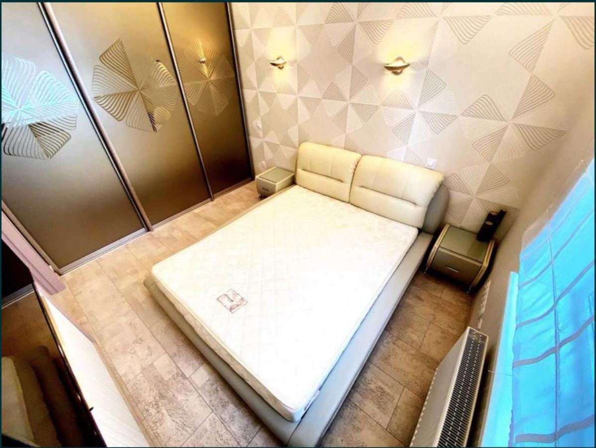 2-Bedroom Most City Center Area Apartment Dnipro Exterior photo