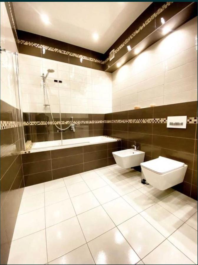 2-Bedroom Most City Center Area Apartment Dnipro Exterior photo